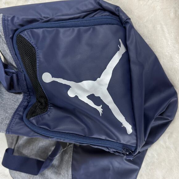 Nike Air Jordan Duffel Bag Navy Gray Jumpman w/ Wet Dry Shoe Pocket NWT - Picture 6 of 7